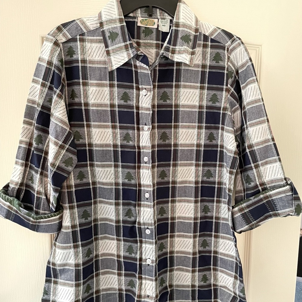 Women’s button down top